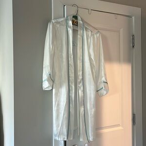 Bridal robe with blue trim by Linea Donatella, size S/M